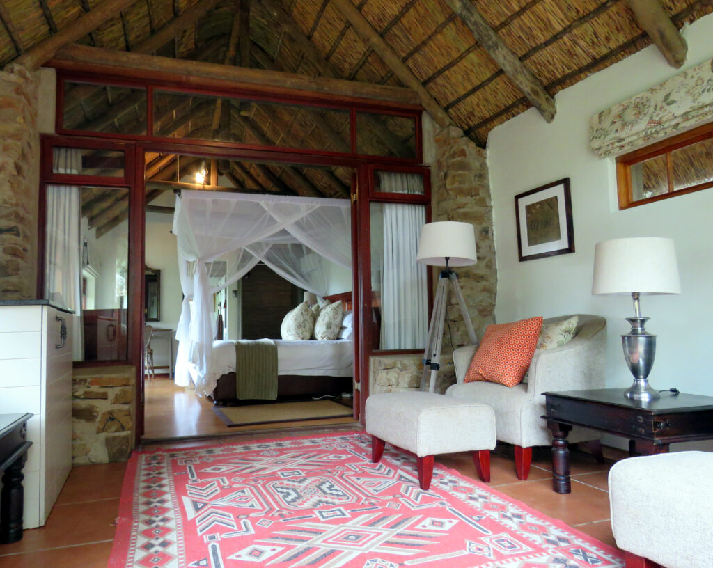 Experience Nature’s Serenity at Woodbury Lodge in Amakhala Game Reserve – Amakhala Game Reserve